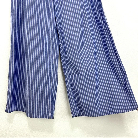 A New Day- Blue Stripe Wide Leg Crop Pant Size 4. - Picture 4 of 7